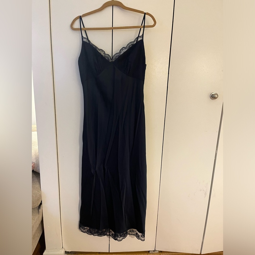 Satin Maxi Dress with Lace Details | Abercrombie & Fitch